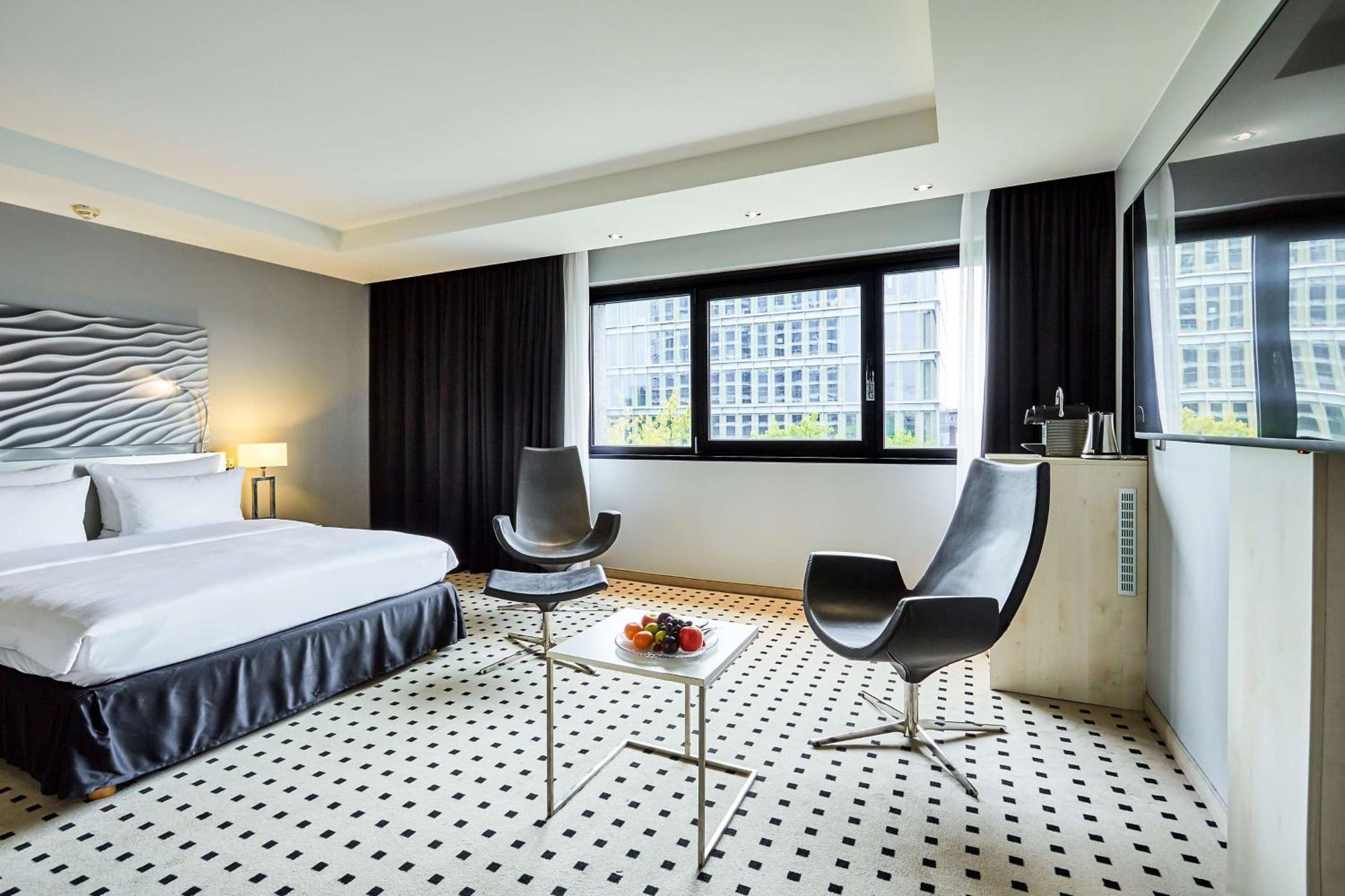 Radisson Blu Conference Hotel, Düsseldorf Esterno foto