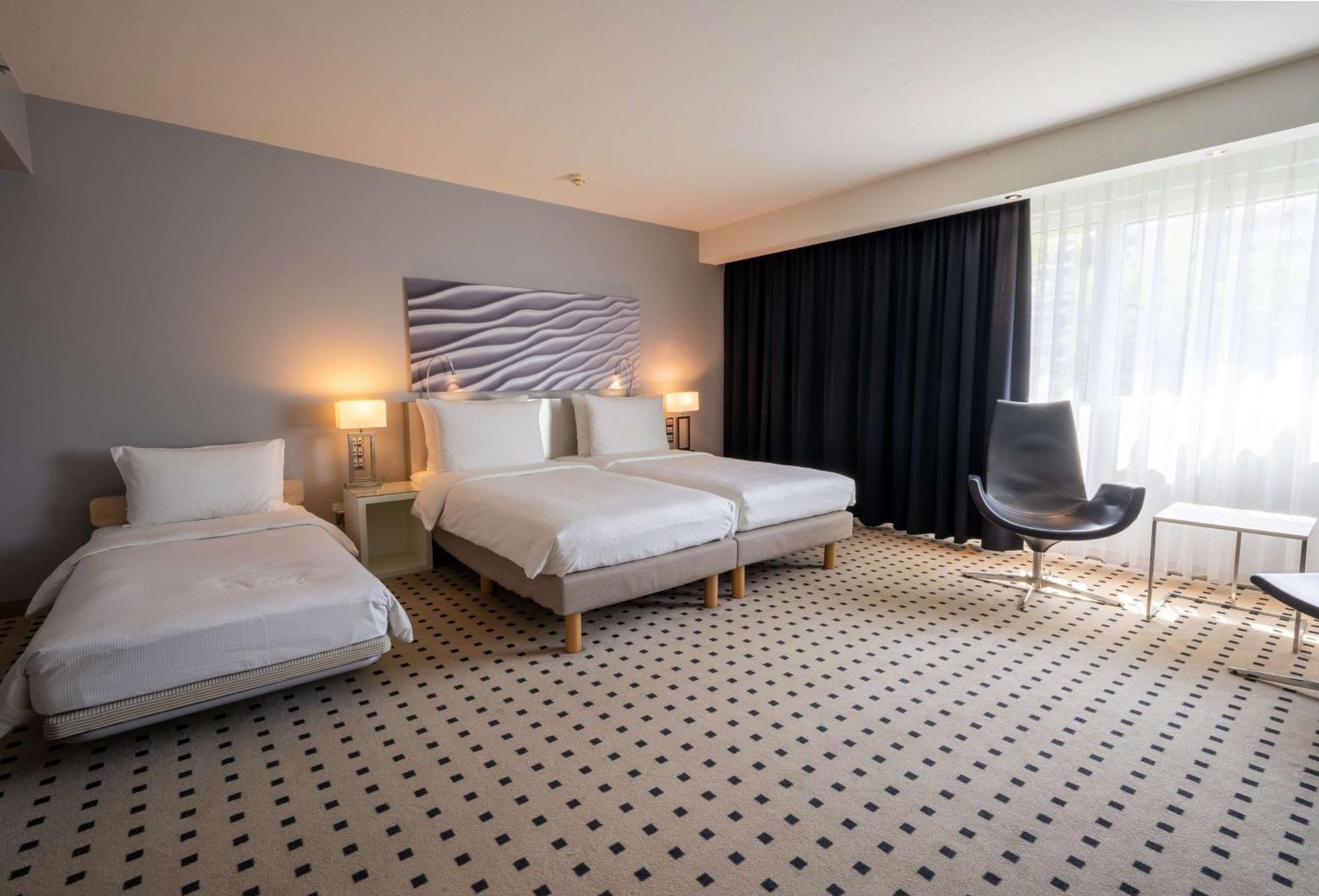 Radisson Blu Conference Hotel, Düsseldorf Esterno foto