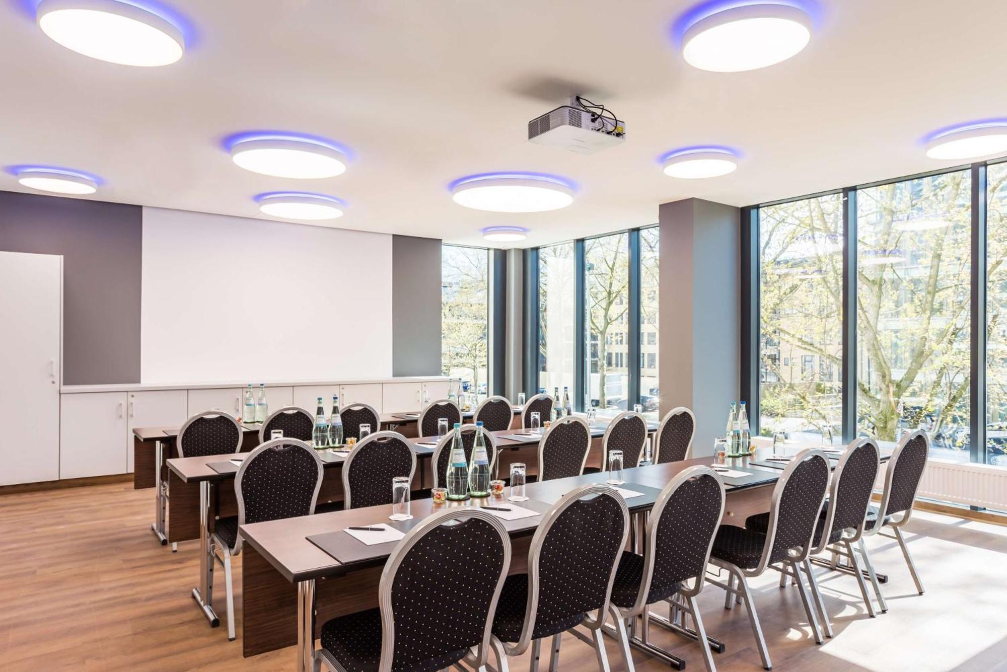 Radisson Blu Conference Hotel, Düsseldorf Esterno foto